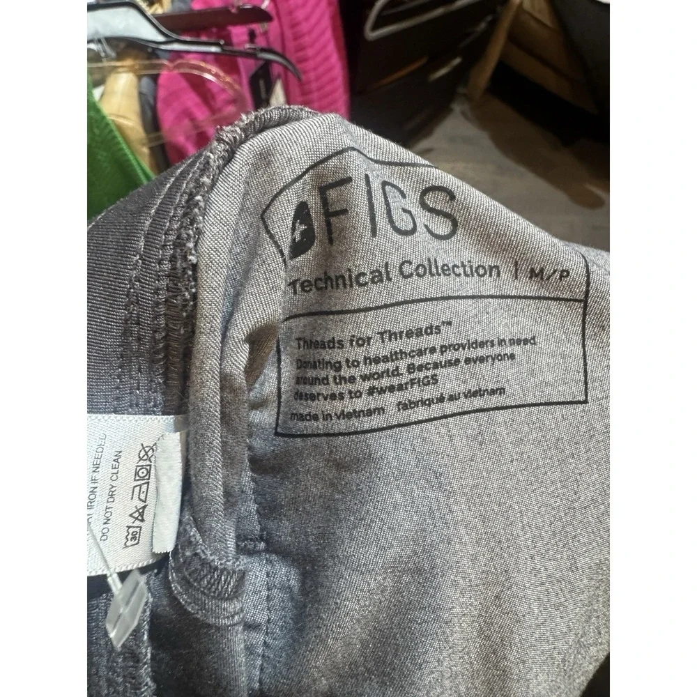 Figs Kade Cargo Scrub Pants Womens MP Medium Petite Gray Technical‎ Collection